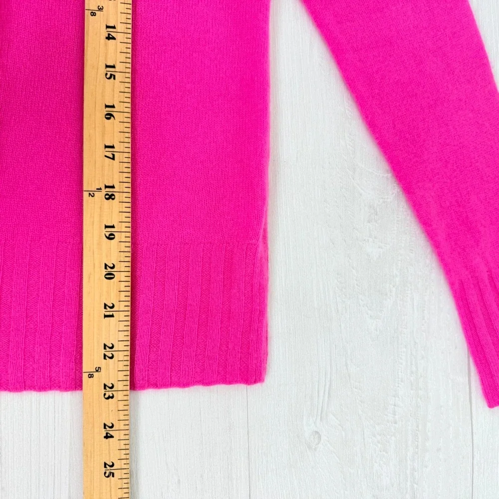 Ainsley 100% Cashmere Crew Neck Sweater Women M Bright Pink Soft Cozy Luxury - Picture 14 of 16